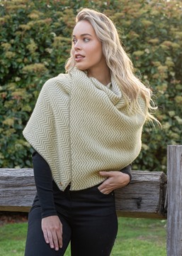 Picture of Thomas Cook Womens Chevron Knit Wrap
